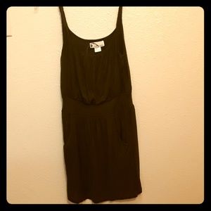 Hunter green dress w/pockets